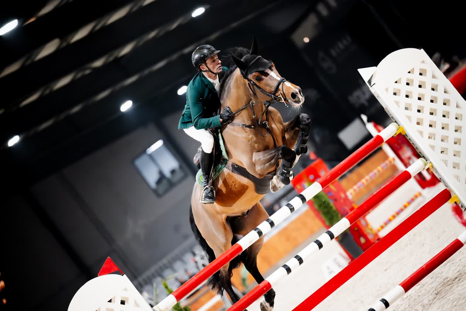 Jarosław Skrzyczyński na podium zawodów w Krajkowie