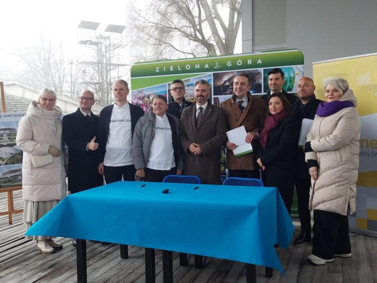 Amfiteatr zostaje. Umowa na modernizację już podpisana Radio Zachód - Lubuskie