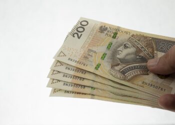 Oszustwo na kryptowaluty – Stracił 200 tys. przez fałszywą inwestycję 15 Oszustwo na kryptowaluty – Stracił 200 tys. przez fałszywą inwestycję Radio Zachód - Lubuskie