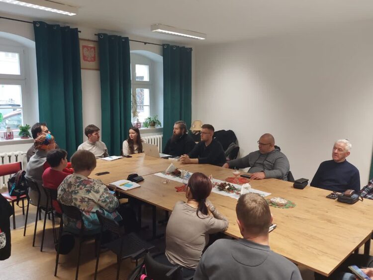 Młodzi zielonogórzanie tworzą aplikację dla osób z niepełnosprawnościami Radio Zachód - Lubuskie