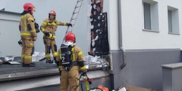 Akcja strażaków w VII Liceum Ogólnokształcącym Radio Zachód - Lubuskie