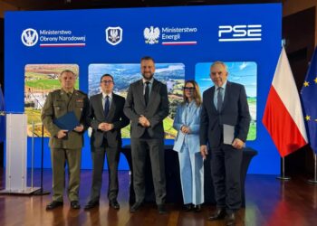 Sztab Generalny WP i PSE podpisały porozumienie dot. infrastruktury krytycznej 10 Porozumienie zostało podpisane w obecności m.in. wicepremiera, szefa MON Władysław Kosiniaka-Kamysza oraz ministra energii Miłosza Motyki. Fot. X/Ministerstwo Obrony Narodowej