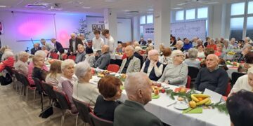 Pionierzy Gorzowa spotkali się na wspólnej Wigilii Radio Zachód - Lubuskie