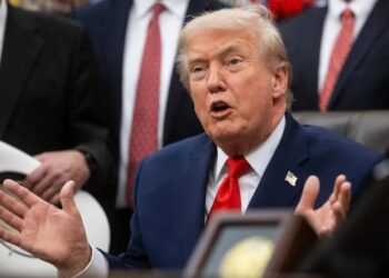 Trump: wiele osób chciałoby „wolnej strefy ekonomicznej” w Donbasie 11 Donald Trump Fot. PAP/EPA/FRANCIS CHUNG / POOL