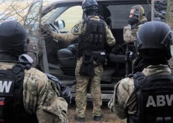 ABW zatrzymała studenta. Miał planować zamach na jarmark świąteczny 10 Zdjęcie ilustracyjne. Fot. gov.pl/web/sluzby-specjalne/