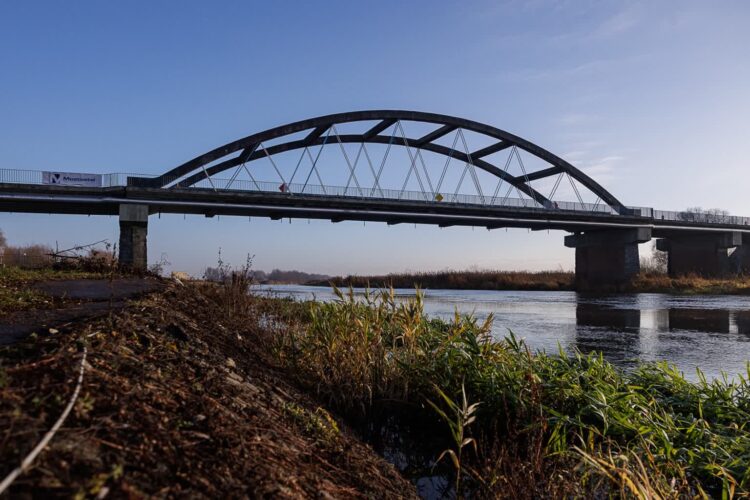 Wkrótce most na Noteci w Santoku zostanie wyburzony i zastąpi go nowy most. Fot. Lubuskie/FB