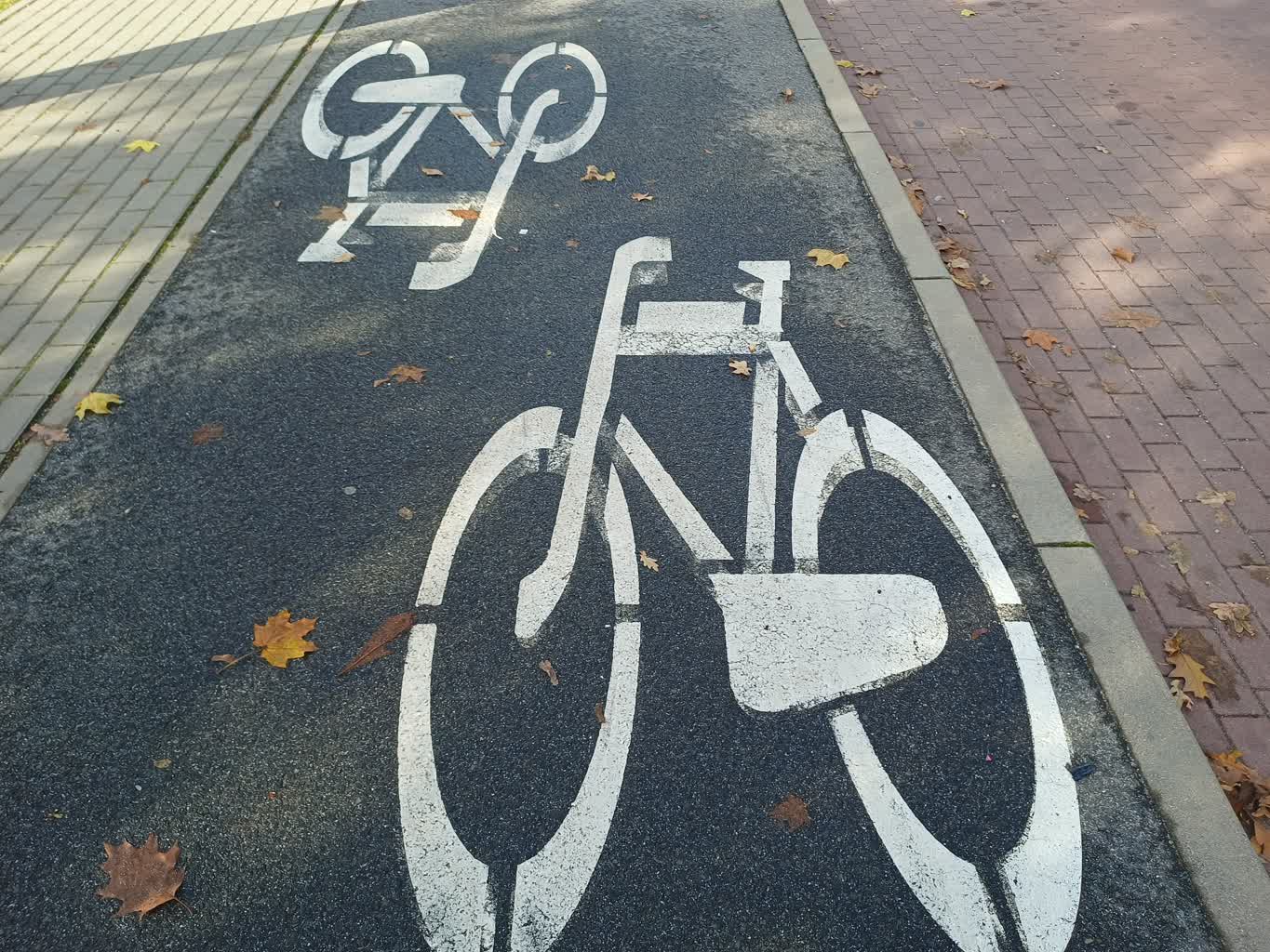 Umowa na ścieżkę rowerową w Żarach podpisana