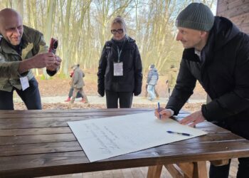 Uroczyste powołanie rezerwatu Zielonogórski Las Odrzański (fot. Lasy Państwowe)