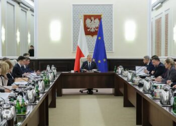 Rząd ponownie przyjmie projekt ustawy o kryptowalutach 14 Posiedzenie rządu. Fot. PAP/Paweł Supernak