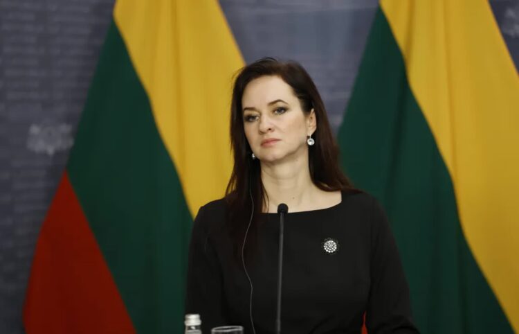 Litwa wprowadza stan wyjątkowy. Powodem balony znad Białorusi 9 Inga Ruginiene Fot. PAP/EPA/TOMS KALNINS