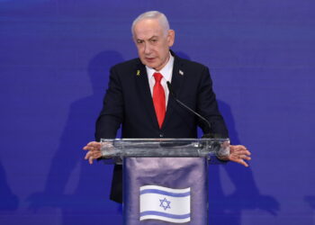 Na zdjęciu izraelski premier Benjamin Netanjahu (PAP/EPA/ABIR SULTAN / POOL)