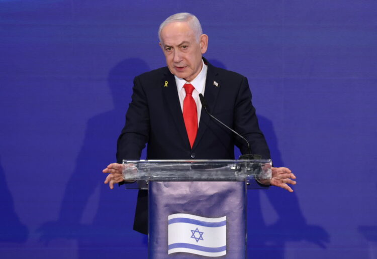 Na zdjęciu izraelski premier Benjamin Netanjahu (PAP/EPA/ABIR SULTAN / POOL)
