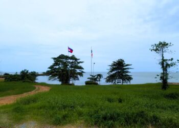 Kambodża zamknęła przejścia graniczne z Tajlandią 13 Przejście graniczne między Tajlandią a Kambodżą w Ban Hat Lek. Fot. Adobe Stock/gdefilip