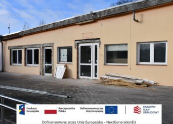 Maluchy obok seniorów w Bieganowie 10 fot. UM Cybinka