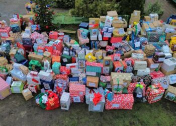 Ostatnie schroniaczki czekają na paczki 13 Ostatnie schroniaczki czekają na paczki Radio Zachód - Lubuskie