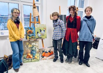 Świąteczno-targowy „Plastykon” w gorzowskim Plastyku 14 Świąteczno-targowy „Plastykon” w gorzowskim Plastyku Radio Zachód - Lubuskie