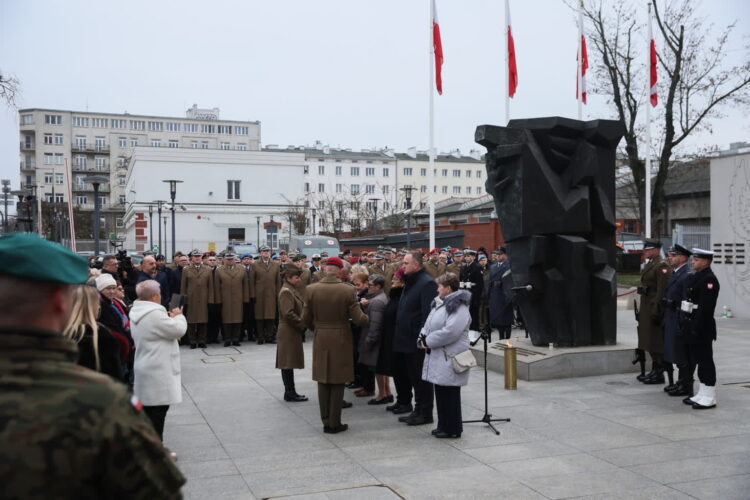 WARSZAWA DZIEŃ POLEGŁYCH I ZMARŁYCH W MISJACH. Fot. PAP/Leszek Szymański