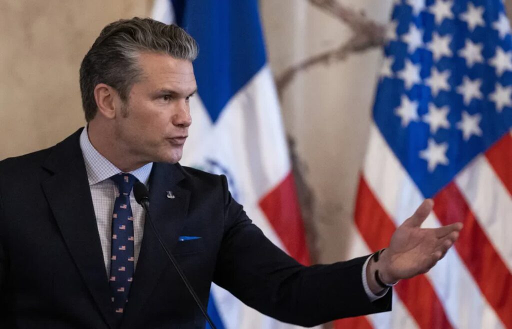 Szef Pentagonu Pete Hegseth. Fot. PAP/EPA/ ORLANDO BARRIA