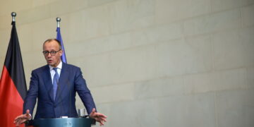 Na zdjęciu niemiecki kanclerz Friedrich Merz (PAP/EPA/CLEMENS BILAN)