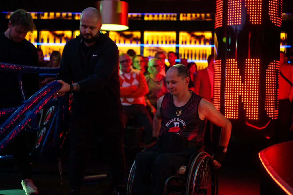 Zielonogórzanin wystąpił w gali MMA w Bydgoszczy Zielonogórzanin wystąpił w gali MMA w Bydgoszczy Radio Zachód - Lubuskie