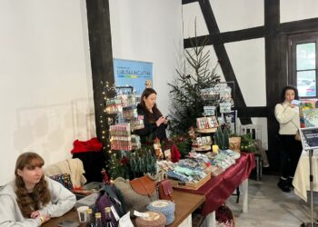 „Świąteczne targi z Ekonomią Społeczną” w Ochli 10 „Świąteczne targi z Ekonomią Społeczną” w Ochli Radio Zachód - Lubuskie