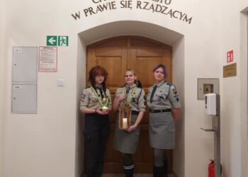 Betlejemskie Światło dotarło do Zielonej Góry 12 Betlejemskie Światło dotarło do Zielonej Góry Radio Zachód - Lubuskie