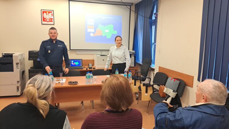 Seniorze, nie daj się oszukać! Spotkanie na temat bezpieczeństwa w Gorzowie Radio Zachód - Lubuskie