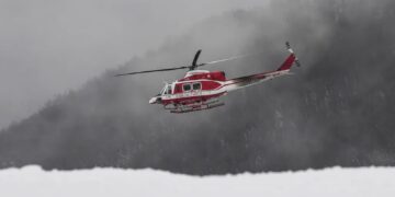 Helikopter (zdjęcie ilustracyjne). Fot. EPA/ALESSANDRO DI MEO