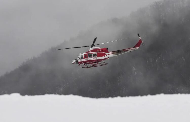 Helikopter (zdjęcie ilustracyjne). Fot. EPA/ALESSANDRO DI MEO
