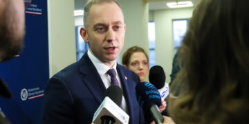 Cezary Tomczyk, wiceszef MON (PAP/Rafał Guz)