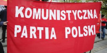TK wydał orzeczenie prowadzące do delegalizacji Komunistycznej Partii Polski. Fot. PAP/ Leszek Szymański