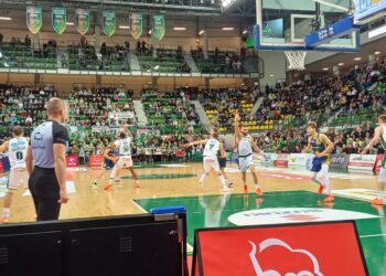 Nerwówka na własne życzenie - na szczęście Zastal wygrał 10 Nerwówka na własne życzenie - na szczęście Zastal wygrał Radio Zachód - Lubuskie