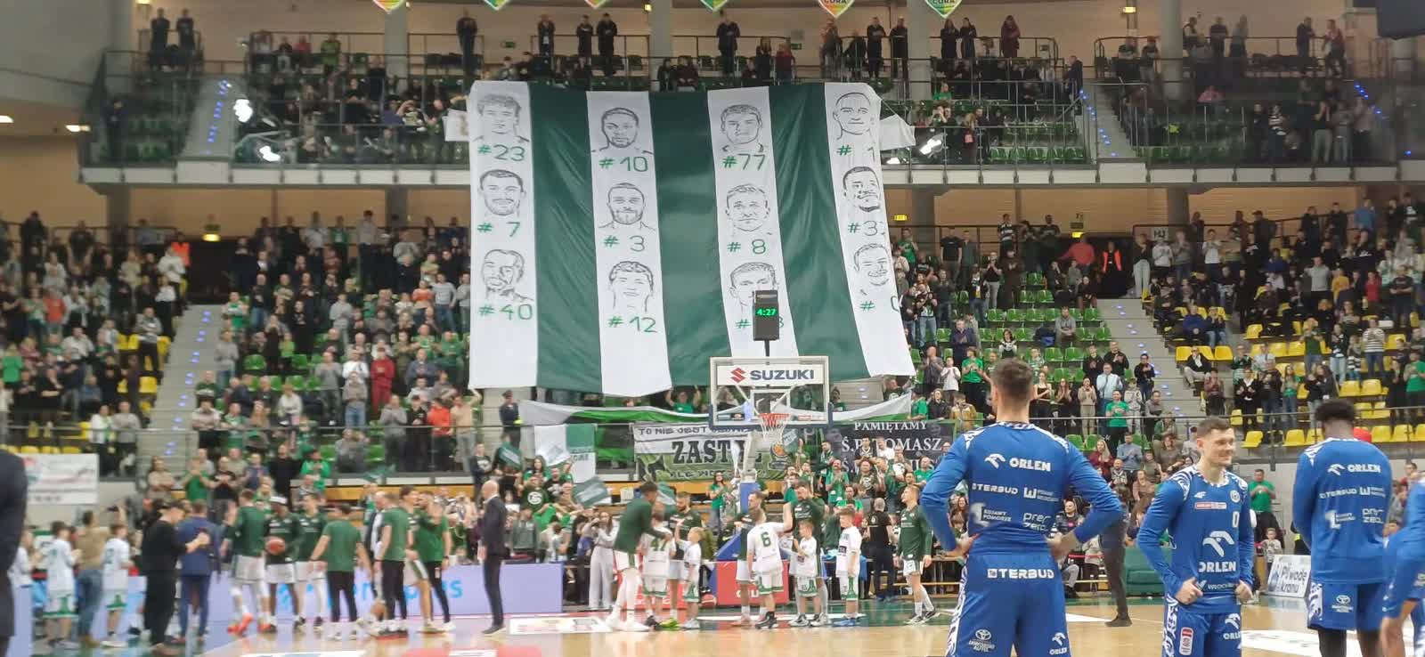 Lewis jeszcze lepszy niż w debiucie, a Zastal wygrywa z Anwilem. Choć 3 kwarta była niepokojąca