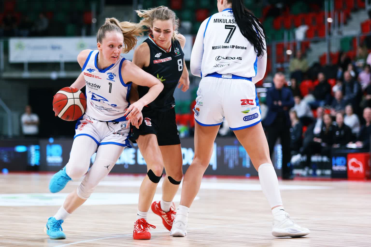 Zagłębie pokonane. KSSSE Enea AJP zagra jutro o Puchar Polski