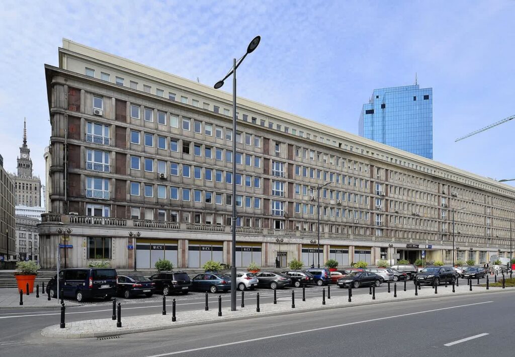 Siedziba UOKiK w Warszawie (wikimedia commons)