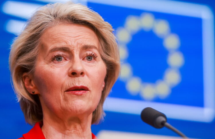 Ursula von der Leyen. Fot. PAP/EPA/OLIVIER HOSLET