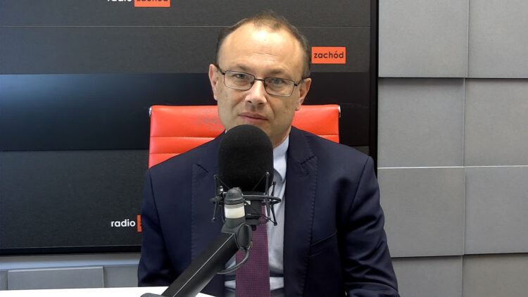 Prof. Piotr Kułyk w studiu Radia Zachód