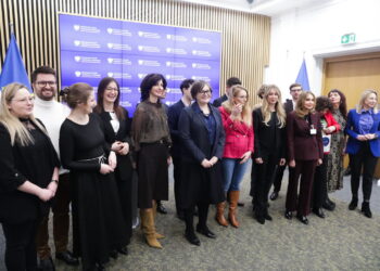 WARSZAWA. KONFERENCJA W MNISW. Fot. PAP/Tomasz Gzell