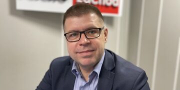 Dariusz Ejchart w studiu Radia Zachód