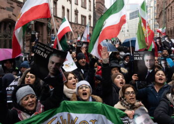 Protest dotyczący sytuacji w Iranie, odbywający się w Niemczech. Zdj. ilustracyjne. Fot. PAP/EPA/Matias Basualdo