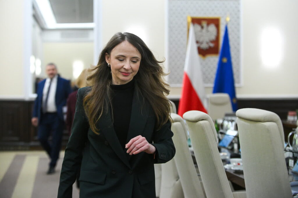 Agnieszka Dziemianowicz-Bąk, ministra rodziny, pracy i polityki społecznej (PAP/Marcin Obara)