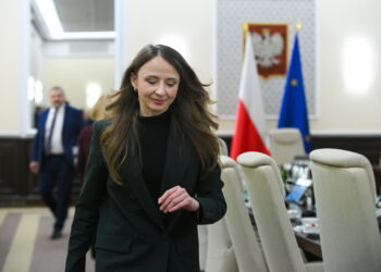 Agnieszka Dziemianowicz-Bąk, ministra rodziny, pracy i polityki społecznej (PAP/Marcin Obara)