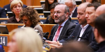 Posiedzenie Parlamentu Europejskiego (PAP/EPA/Olivier Hoslet)