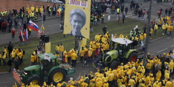 Fot. PAP/EPA/YOAN VALAT