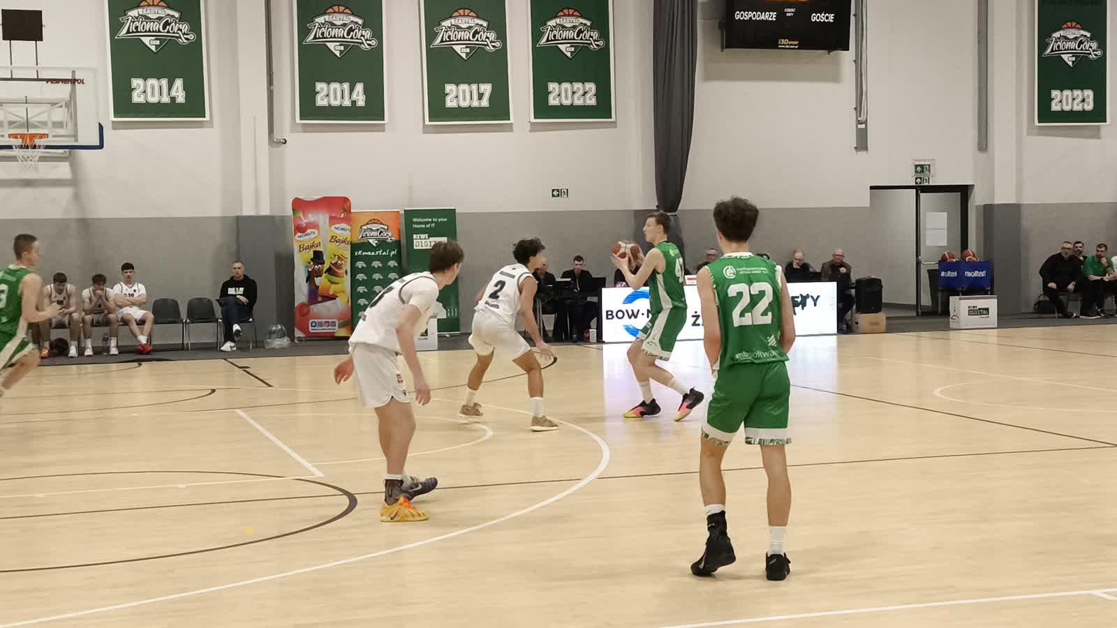 Zwycięstwo z nerwową końcówką na początek turnieju ćwierćfinałowego MP U19