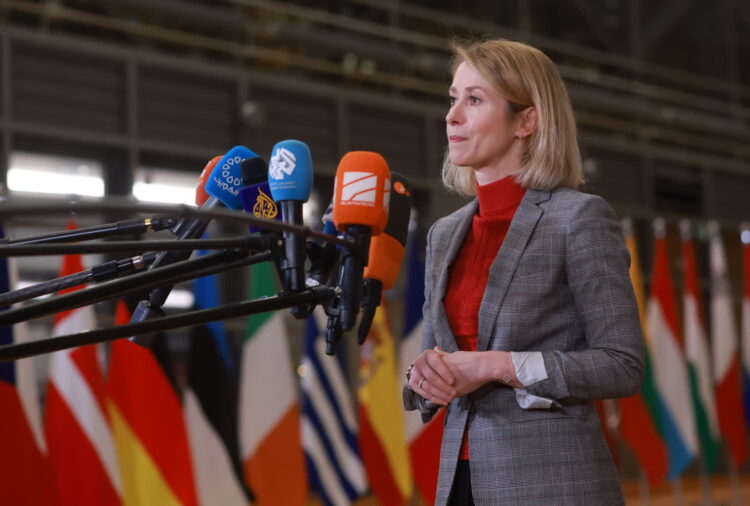 Na zdjęciu Kaja Kallas, szefowa unijnej dyplomacji (PAP/EPA/Olivier Hoslet)