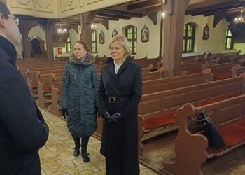 Ministra Bożena Żelazowska w wizytą w Zielonej Górze (fot. Piotr Bakselerowicz)