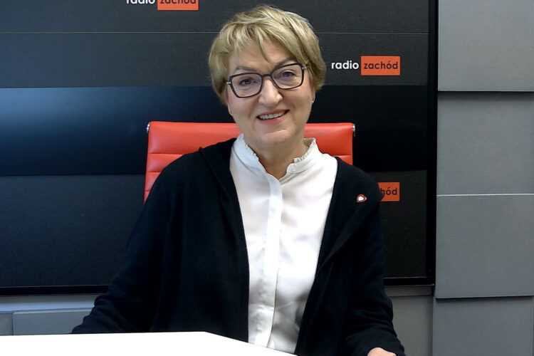 Elżbieta Polak w studiu Radia Zachód