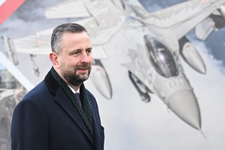 Na zdjęciu wicepremier i minister obrony narodowej Władysław Kosiniak-Kamysz (PAP/Radek Pietruszka)