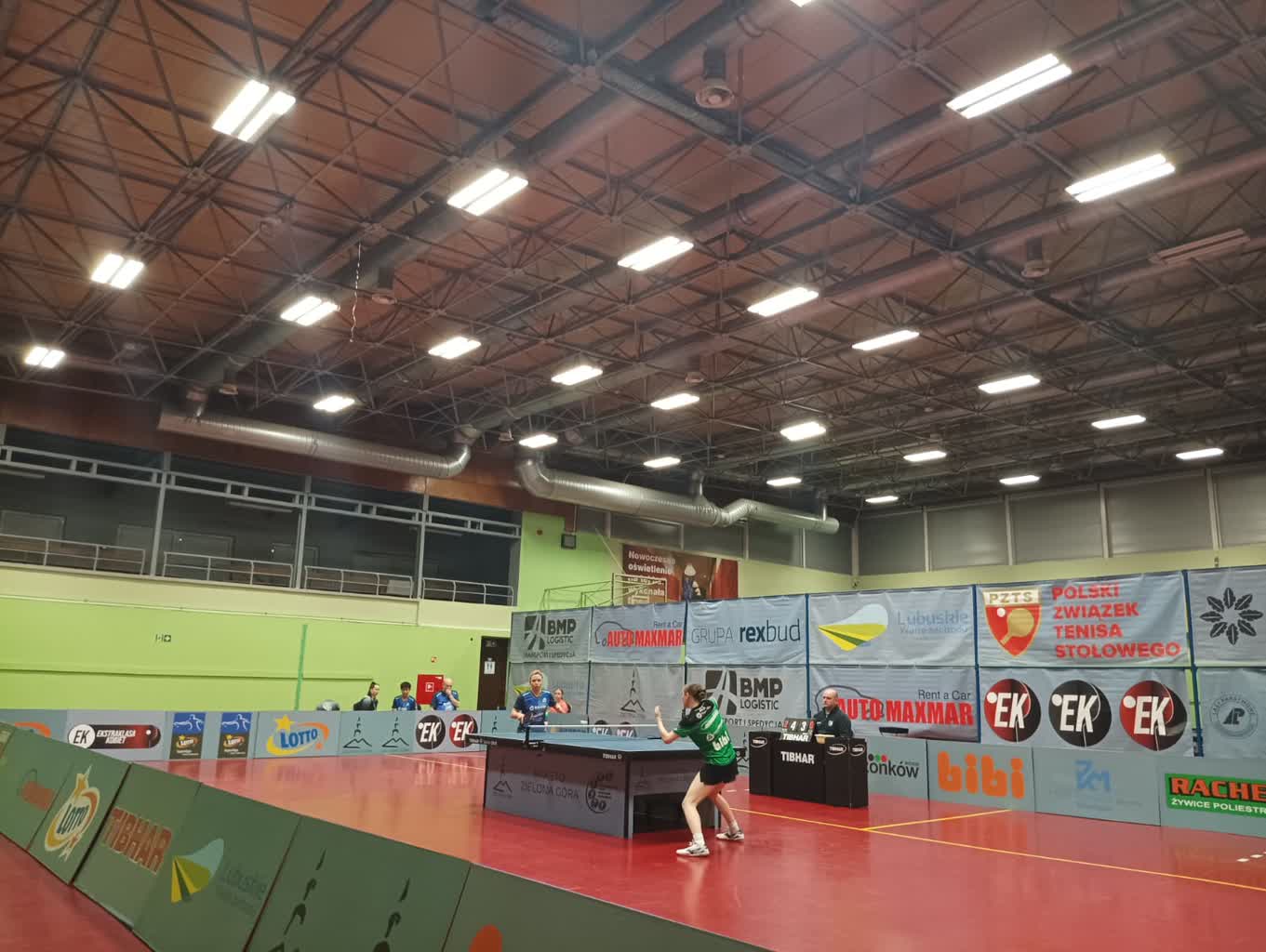 Wyraźna porażka zawodniczek Palmiarni